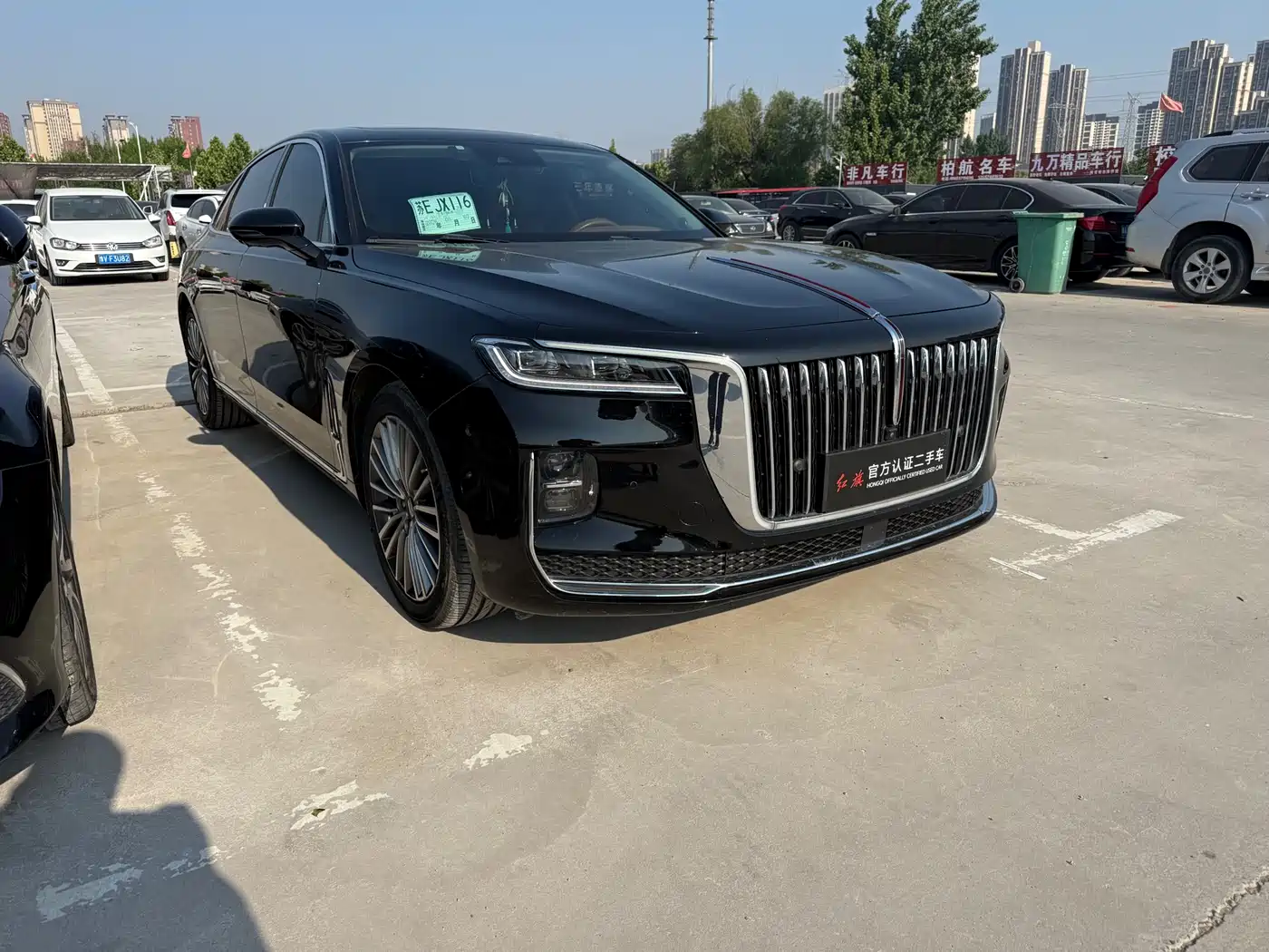 Hongqi H9 2022 2.0T Smart Connect Flag Smooth Edition