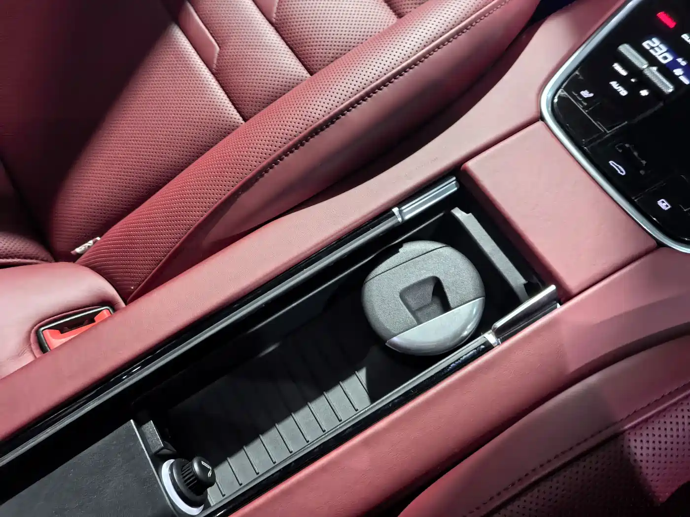 Porsche Panamera 2019 Panamera 4 Executive Long Wheelbase 2.9T фото 19