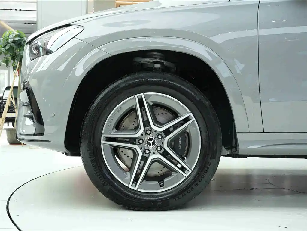 Mercedes-Benz GLE 2024 GLE 450 4MATIC Fashion фото 26