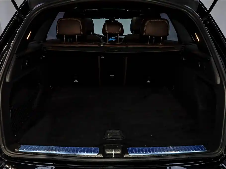 Mercedes-Benz GLC 2022 Facelift GLC 300 L 4MATIC Dynamic Collector's Edition фото 33