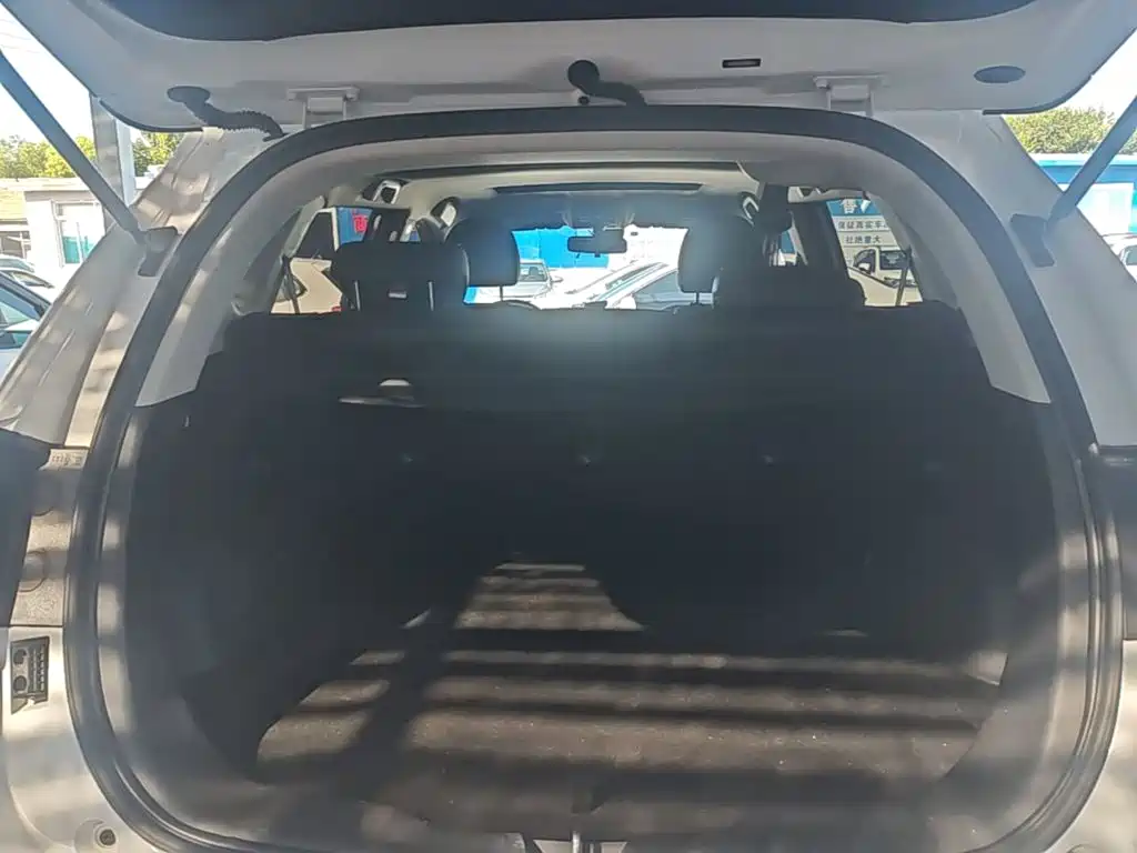 Photo 19 - Haval H2