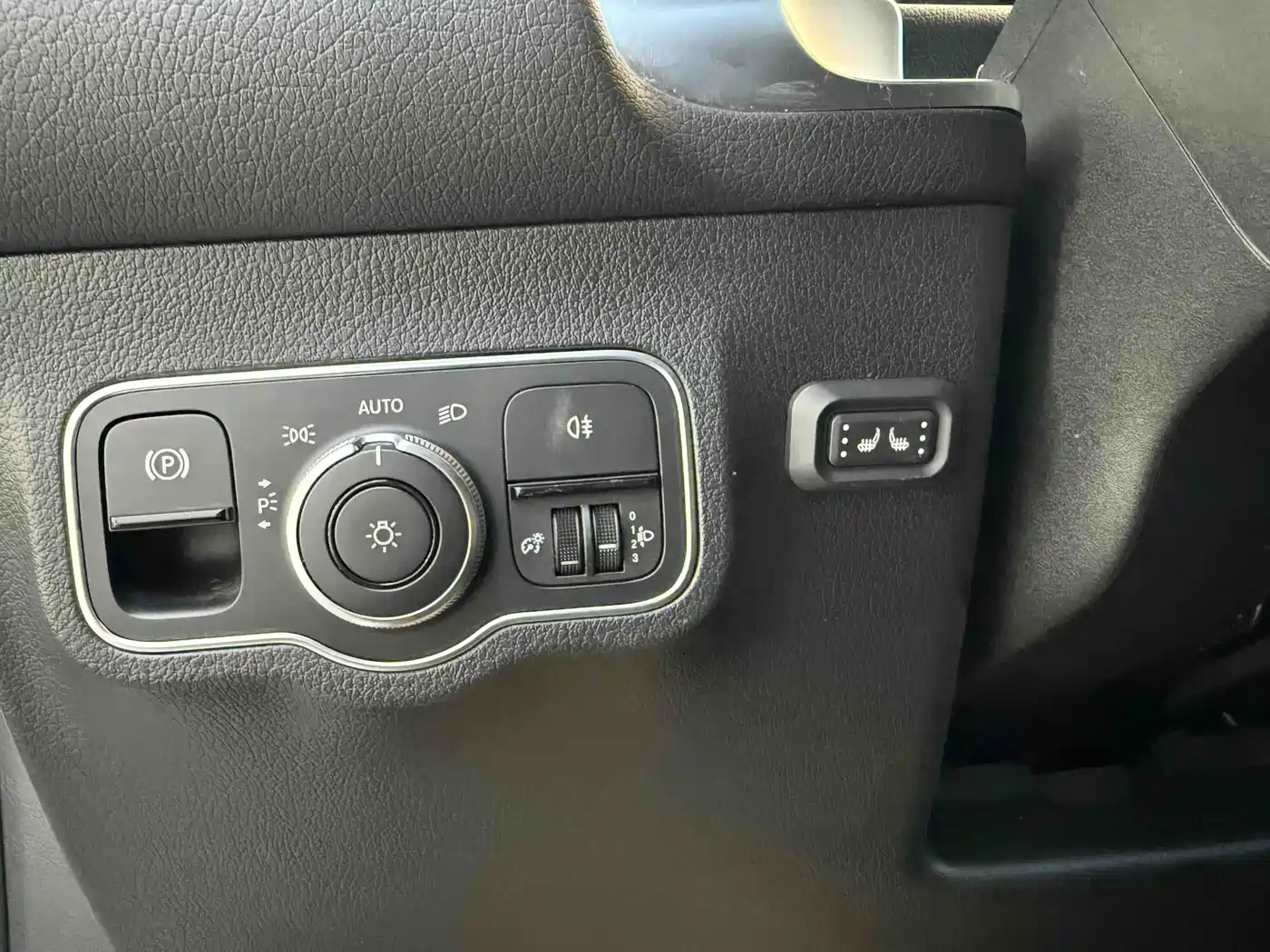 Mercedes-Benz GLB 2020 GLB 180 Style фото 11