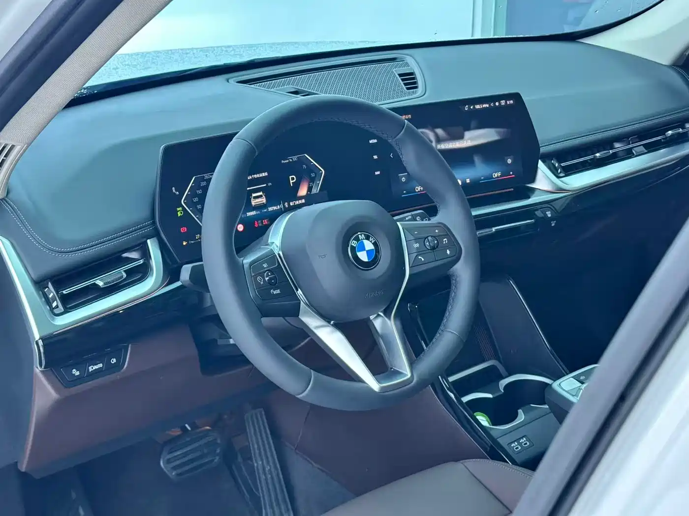 BMW X1 2023 sDrive25Li M Sport Package фото 6