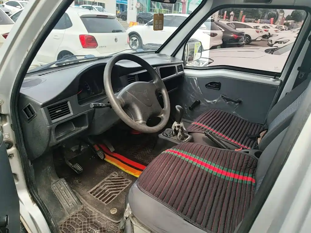 Wuling Motors Wuling Zhiguang 2021 2020 1.2L Utility China VI LSI