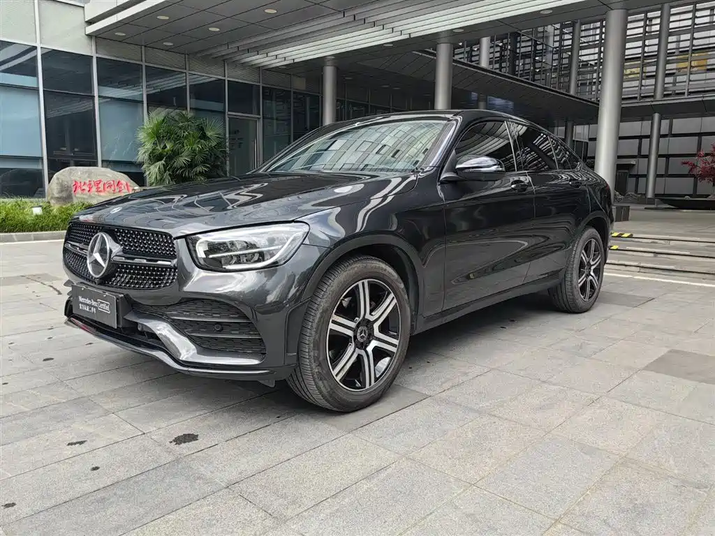 Mercedes-Benz GLC Coupe 2022 2022 GLC 260 4MATIC Coupe SUV