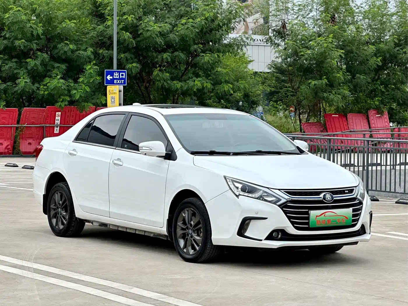 BYD Qin New Energy 2018 2017 1.5T Premium Model