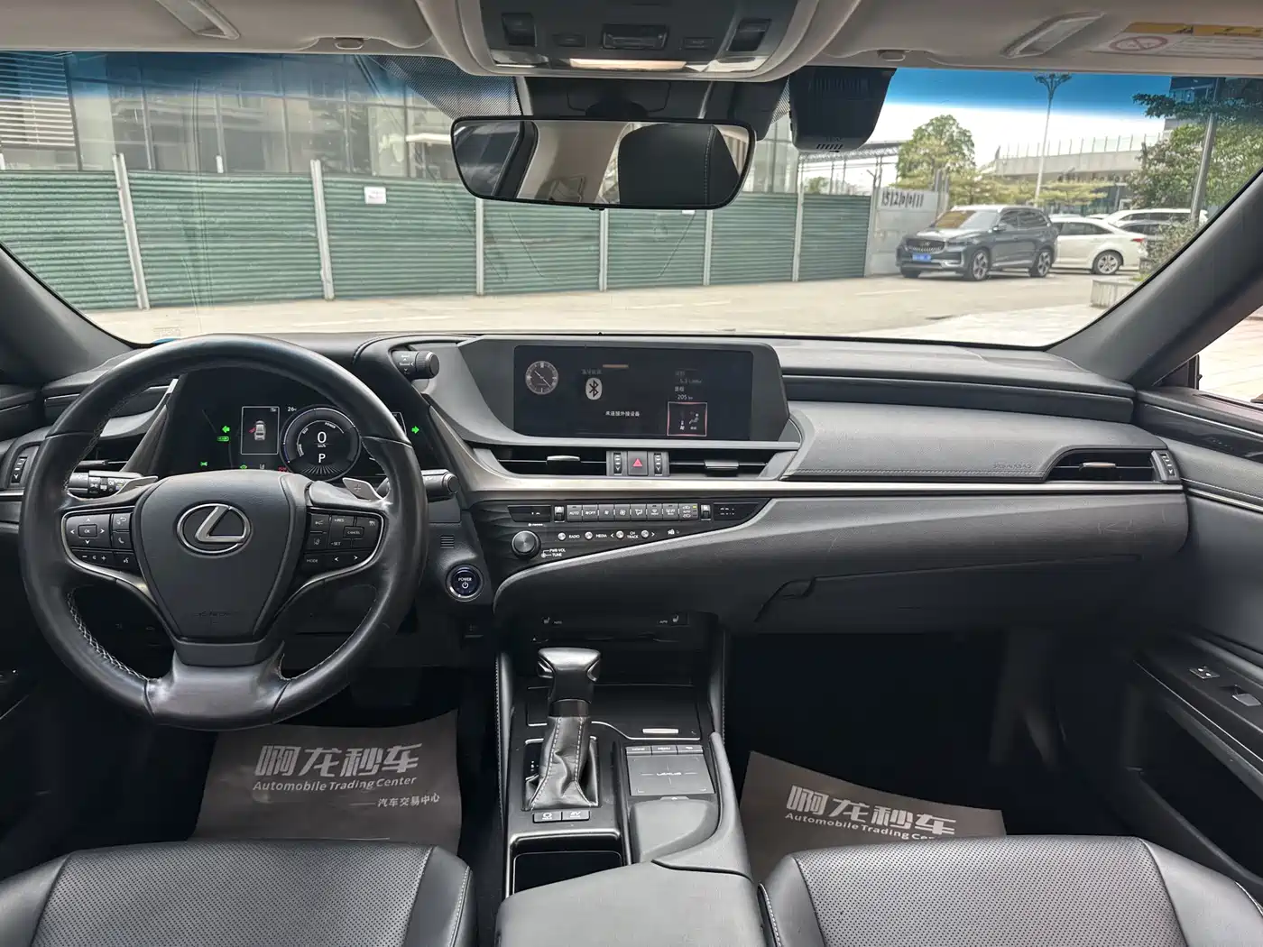 Lexus ES 2020 Model 300h Excellence Edition фото 10