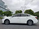 Фото 8 - Roewe i6
