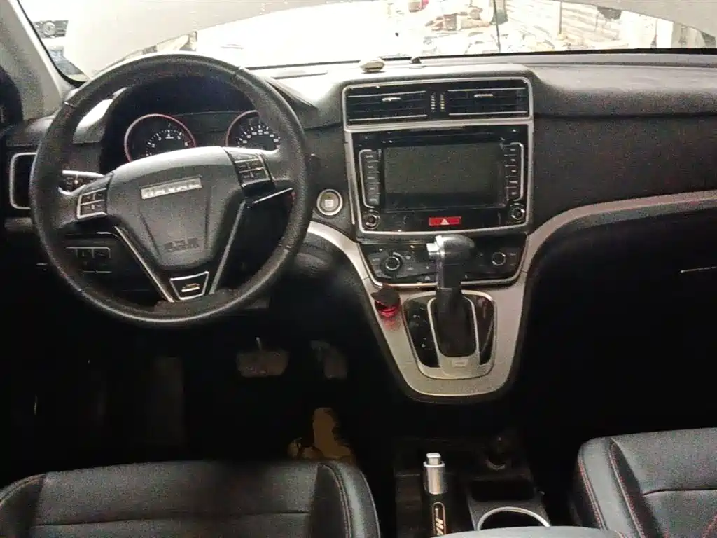 Haval M6 2017 1.5T Automatic 2WD Elite фото 10