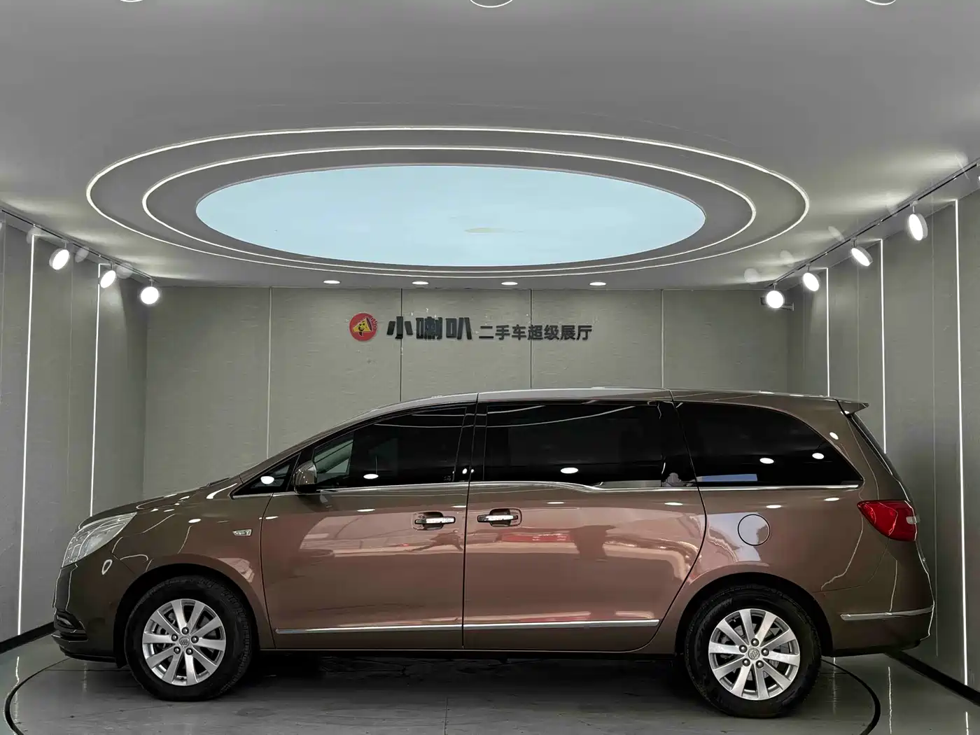 Buick GL8 2018 28T Luxury Model China VI фото 4