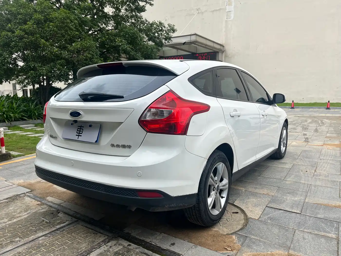Ford Focus 2015 2015 Hatchback 1.6L Automatic Comfort