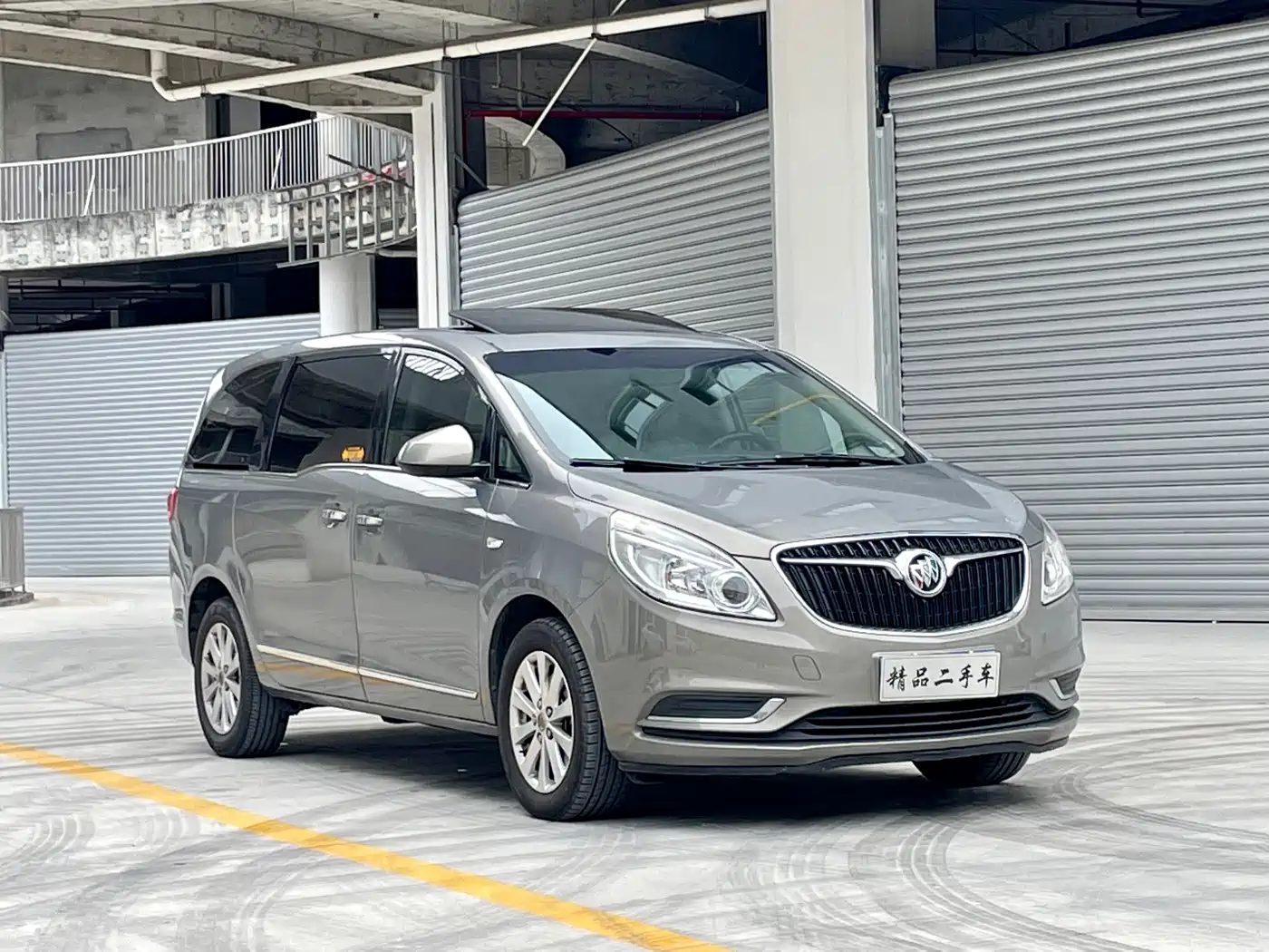 Buick GL8 2018 28T Luxury Model China VI фото 3