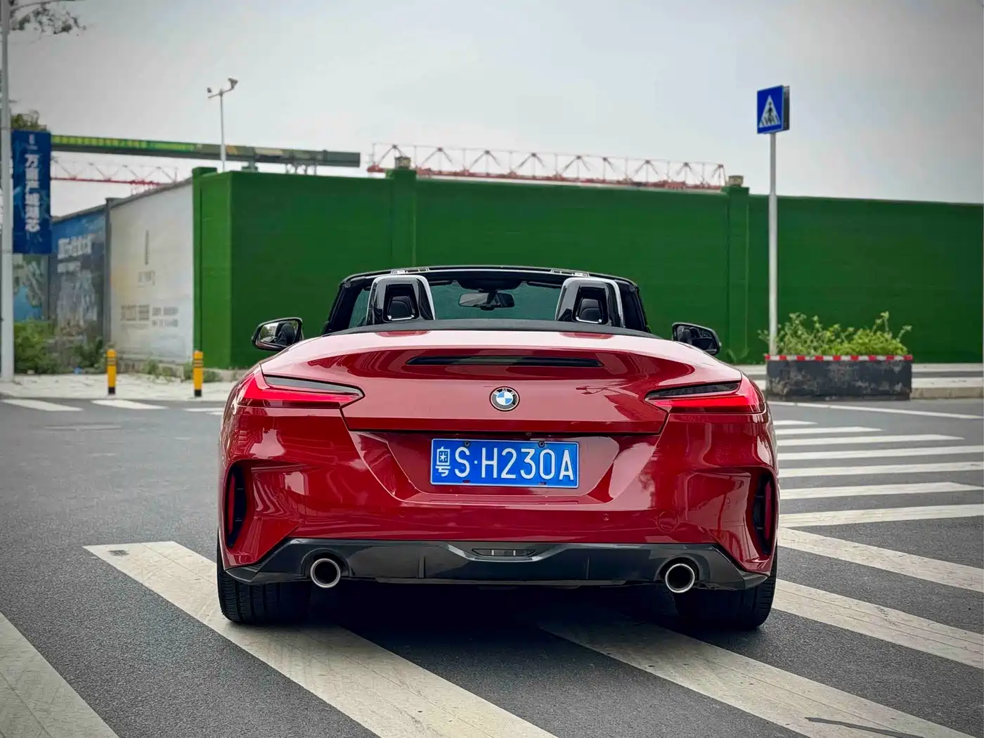 BMW Z4 2020 sDrive 25i Scorching Sun Limited Edition фото 14