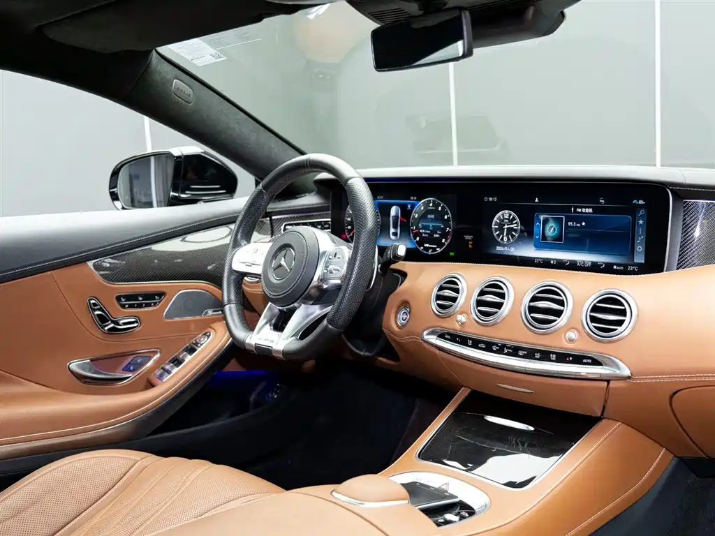 Mercedes-Benz S-Class AMG 2018 AMG S 63 4MATIC+ Coupe фото 14