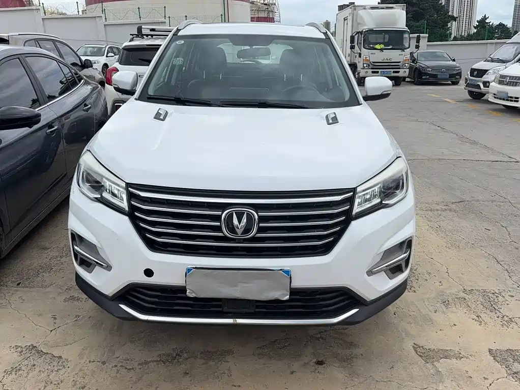 Фото 3 - Changan CS75