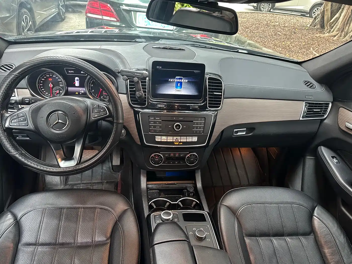 Mercedes-Benz GLE 2017 GLE 320 4MATIC Luxury фото 5