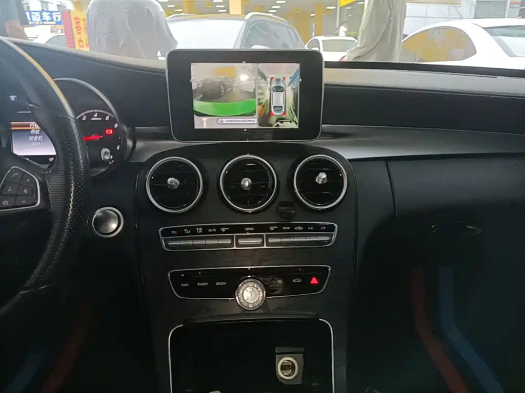 Mercedes-Benz C-Class 2015 Facelift C 200 L Sport фото 13