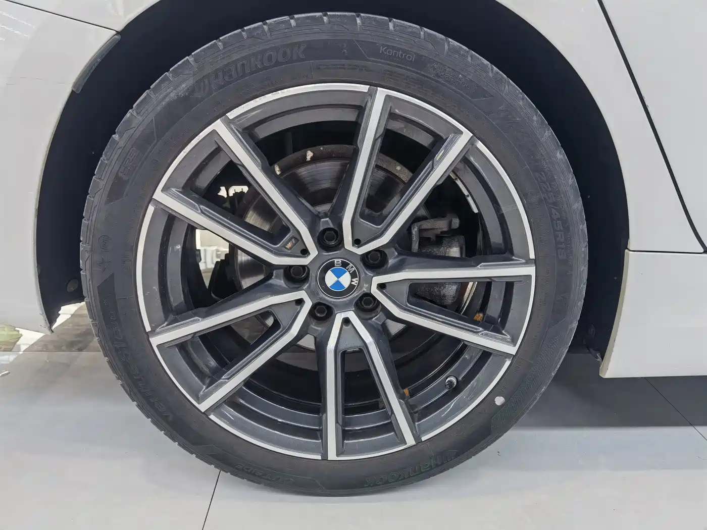 BMW 3 Series 2021 325Li M Sport Package фото 17