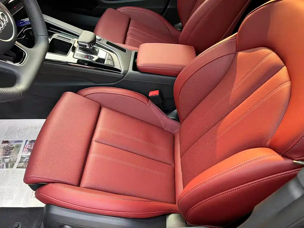 Audi A4L 2025 2025 2 Million Celebration Edition 40 TFSI Luxury Dynamic
