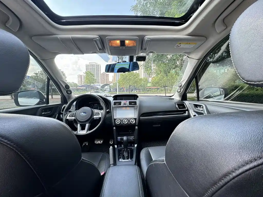 Фото 8 - Subaru Forester