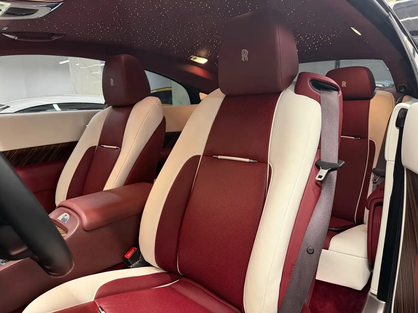 Фото 6 - Rolls-Royce Wraith