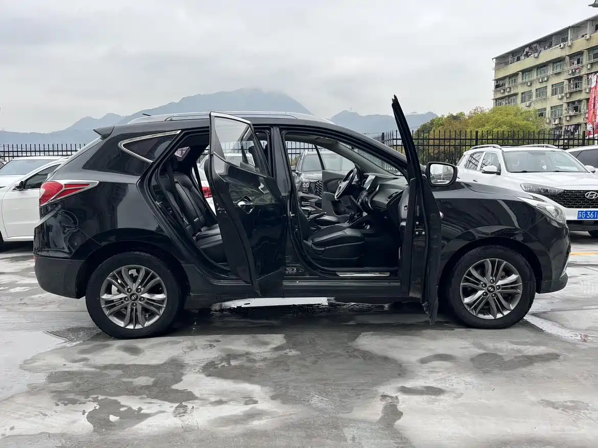 Hyundai Beijing Hyundai ix35 2013 2.0L Automatic 2WD Smart GLS China V фото 11