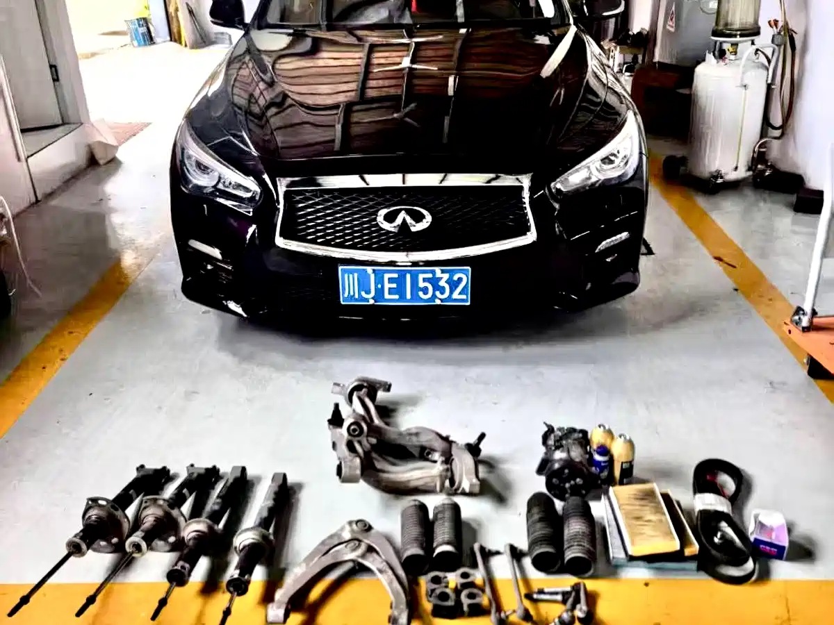 Infiniti Q50 2016 2014 3.7L Luxury Sport
