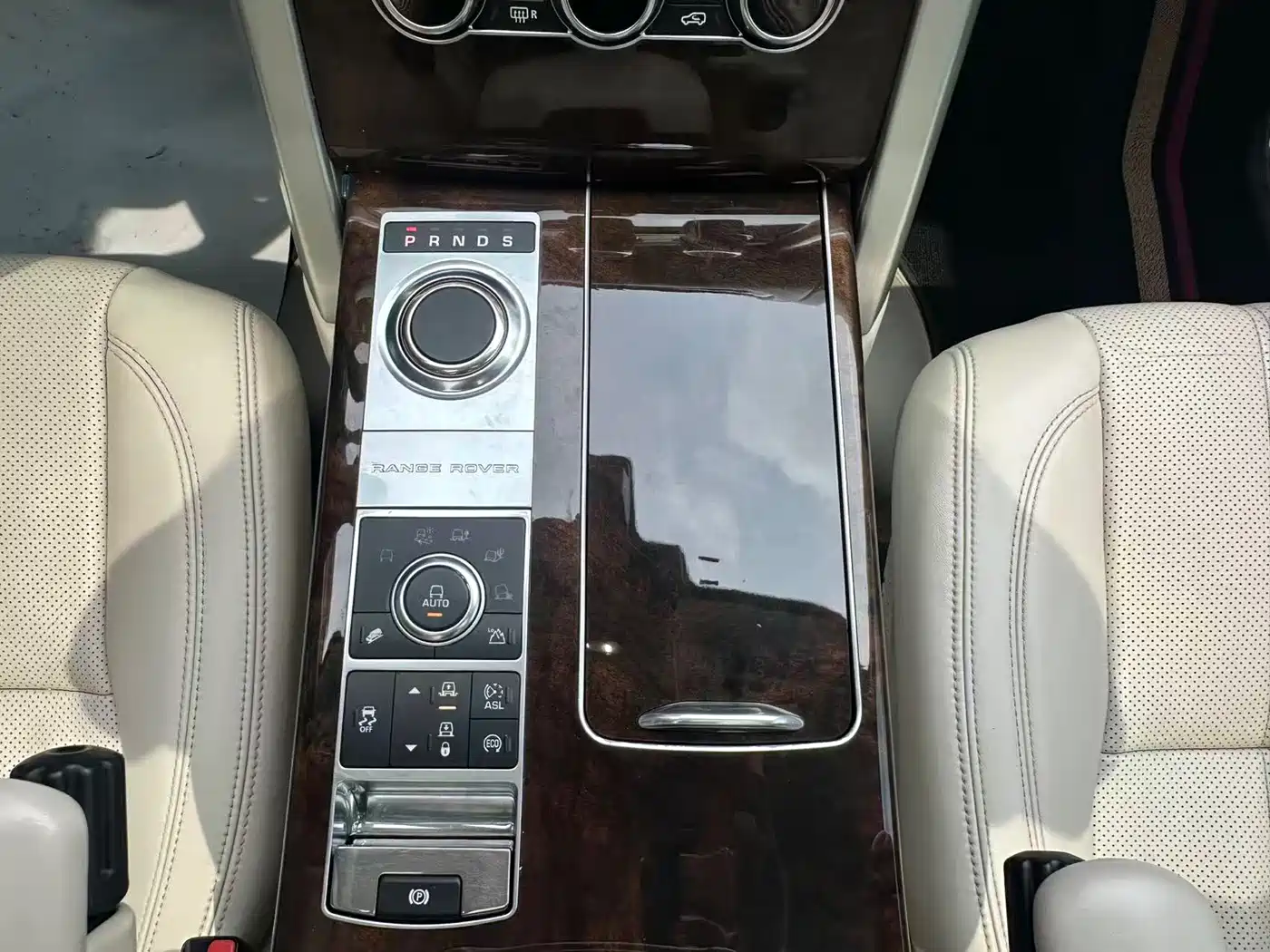 Land Rover Range Rover 2014 3.0 SC V6 Vogue SE фото 20