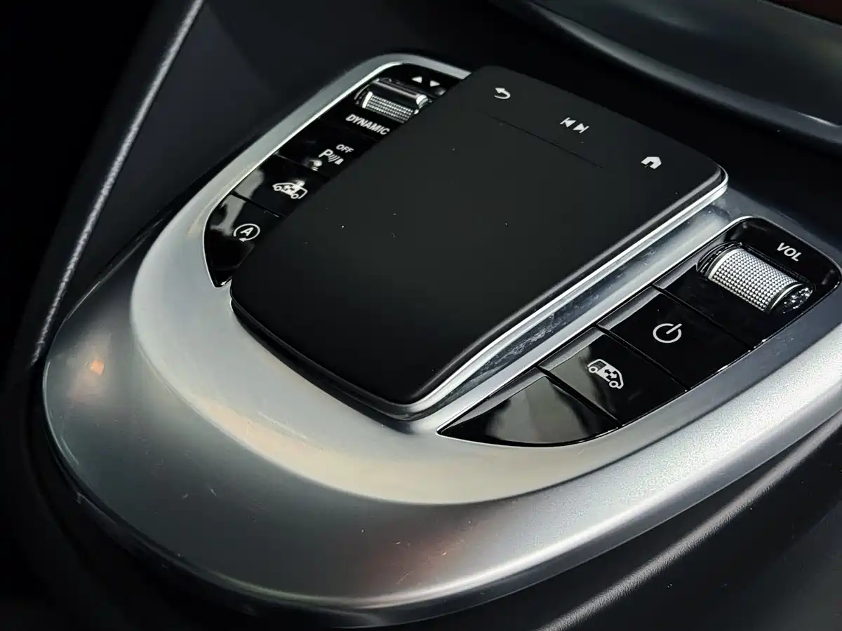 Mercedes-Benz V-Class 2022 V 260 Pilot Edition фото 5
