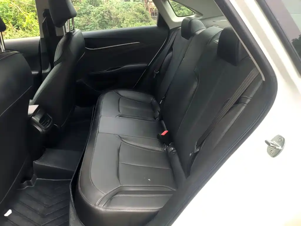 Фото 17 - Buick Excelle