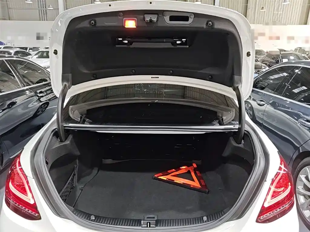 Mercedes-Benz C-Class 2019 Facelift C 260 L Sport фото 19