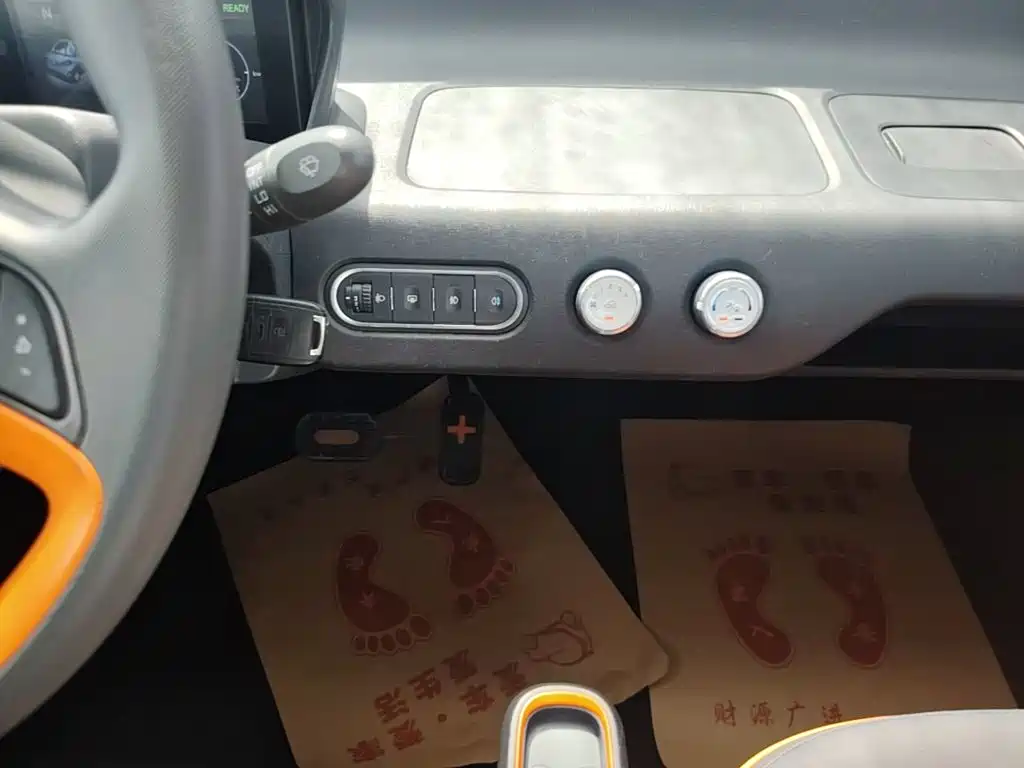 Baojun E100 2019 2019 250KM Smart Edition