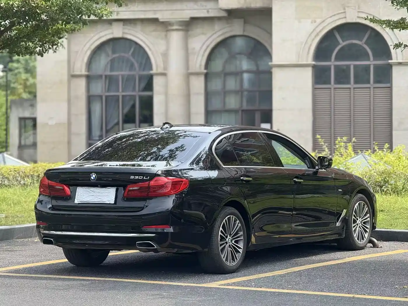 صورة 9 - BMW 5 Series