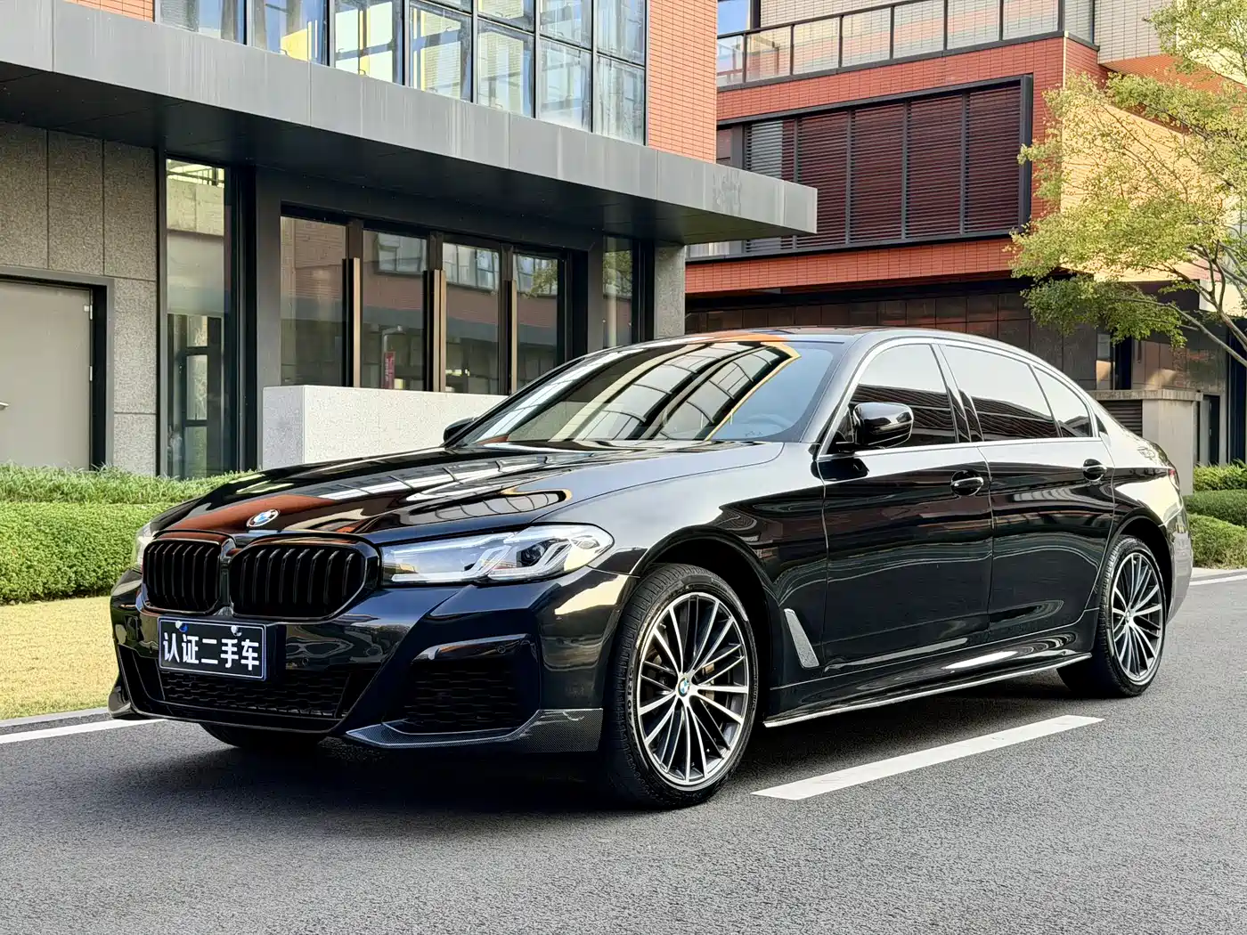 BMW 5 Series 2022 Facelift 530Li Leading M Sport Package