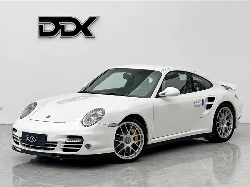 Porsche 911 2010 Turbo S 3.8T