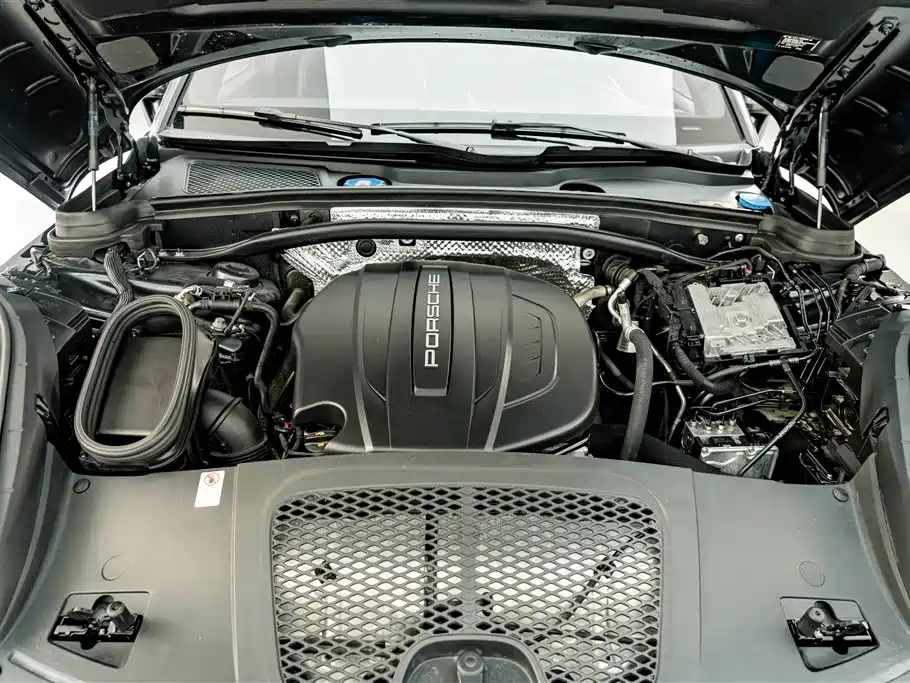 Porsche Macan 2018 Macan 2.0T фото 24