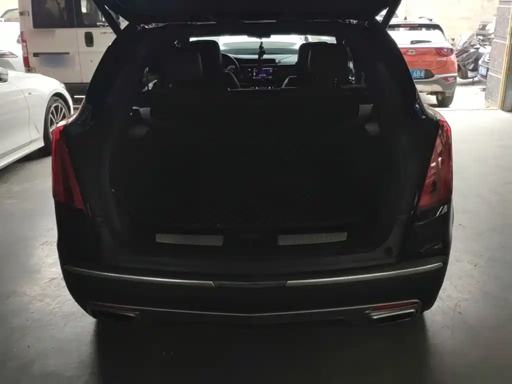 صورة 19 - Cadillac XT5