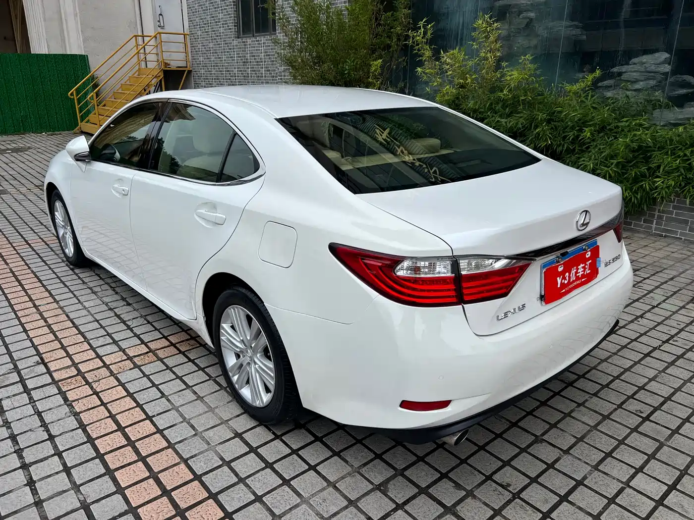 Lexus ES 2013 250 Elite Edition фото 22