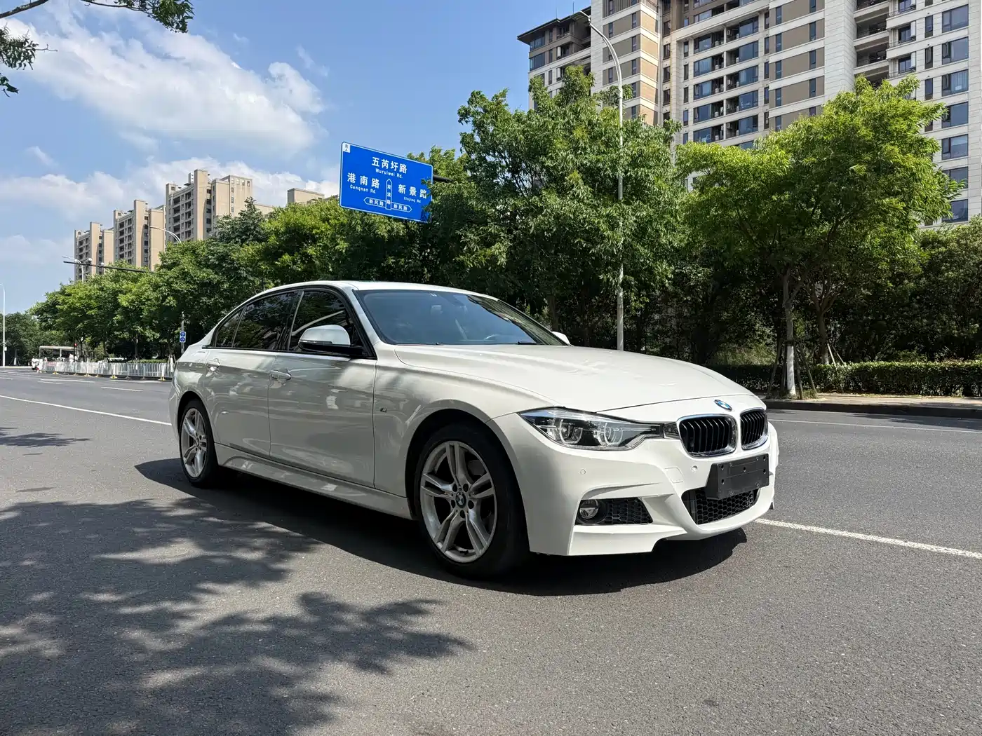 BMW 3 Series 2018 320Li Leading M Sport Package фото 3