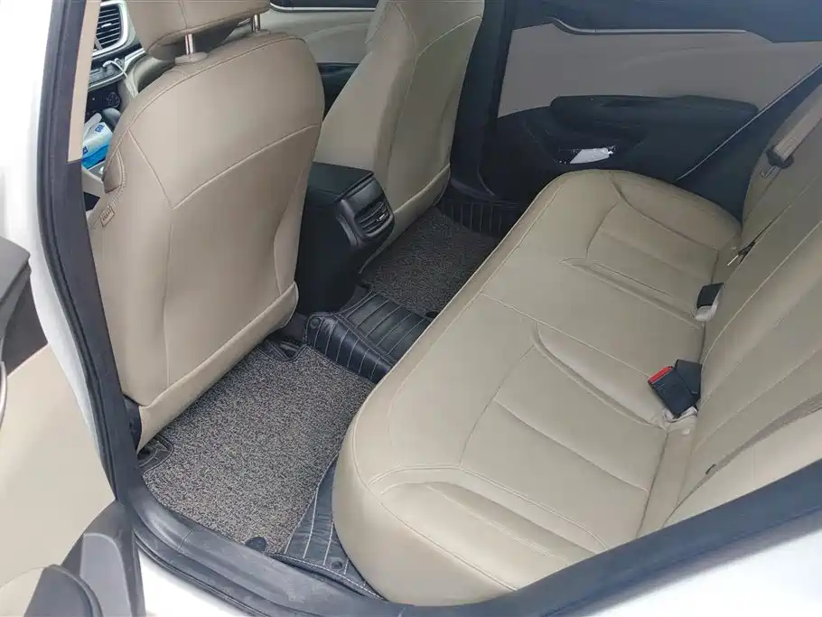 Buick Excelle 2021 Exemplar 1.5L Auto Elite фото 11