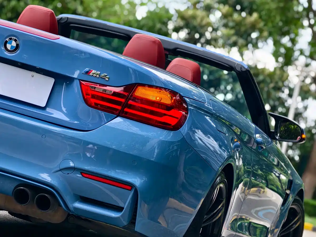 Photo 20 - BMW M4