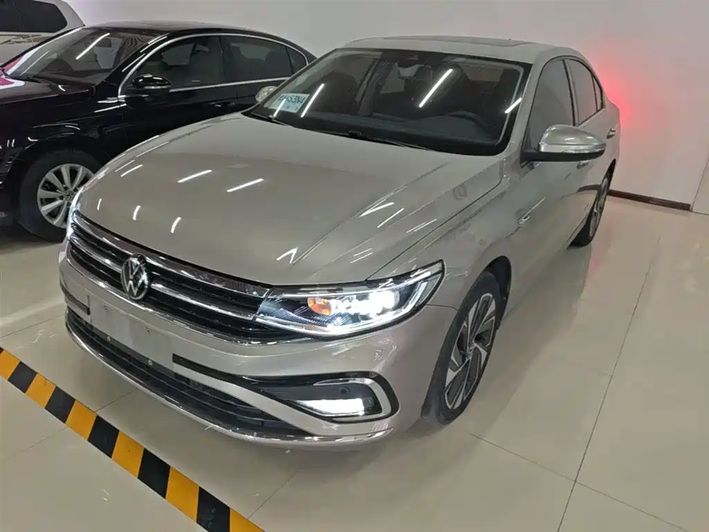 Volkswagen Bora 2023 280TSI DSG Prestige Edition фото 2
