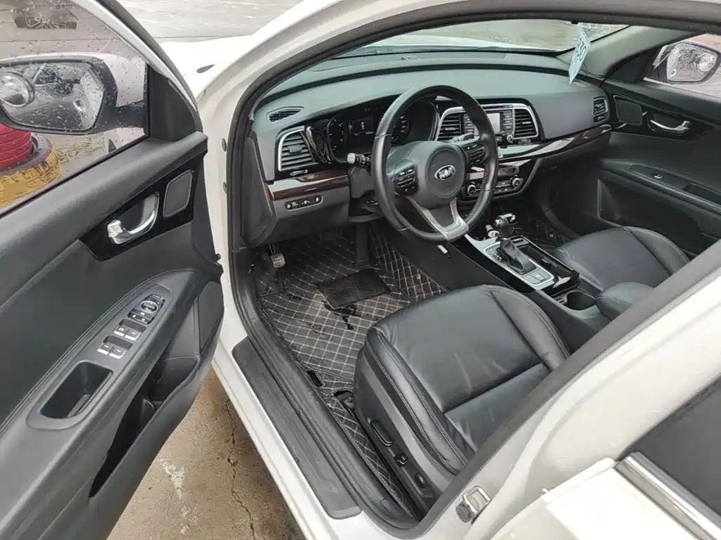 Kia K4 2015 2014 1.8L Automatic DLX