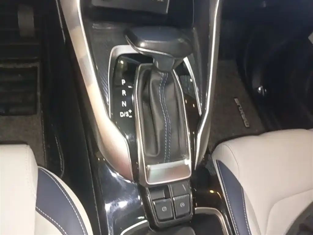 SAIC Maxus Maxus G50 2019 1.5T Automatic Elite Edition China VI фото 14