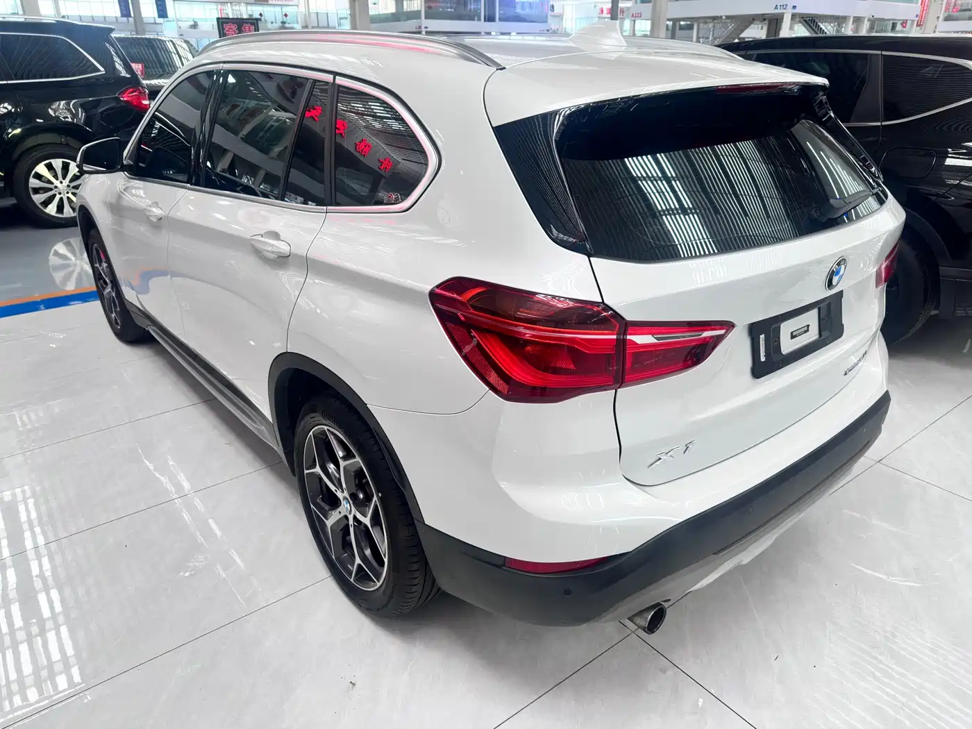 BMW X1 2019 sDrive18Li Premium Model фото 15