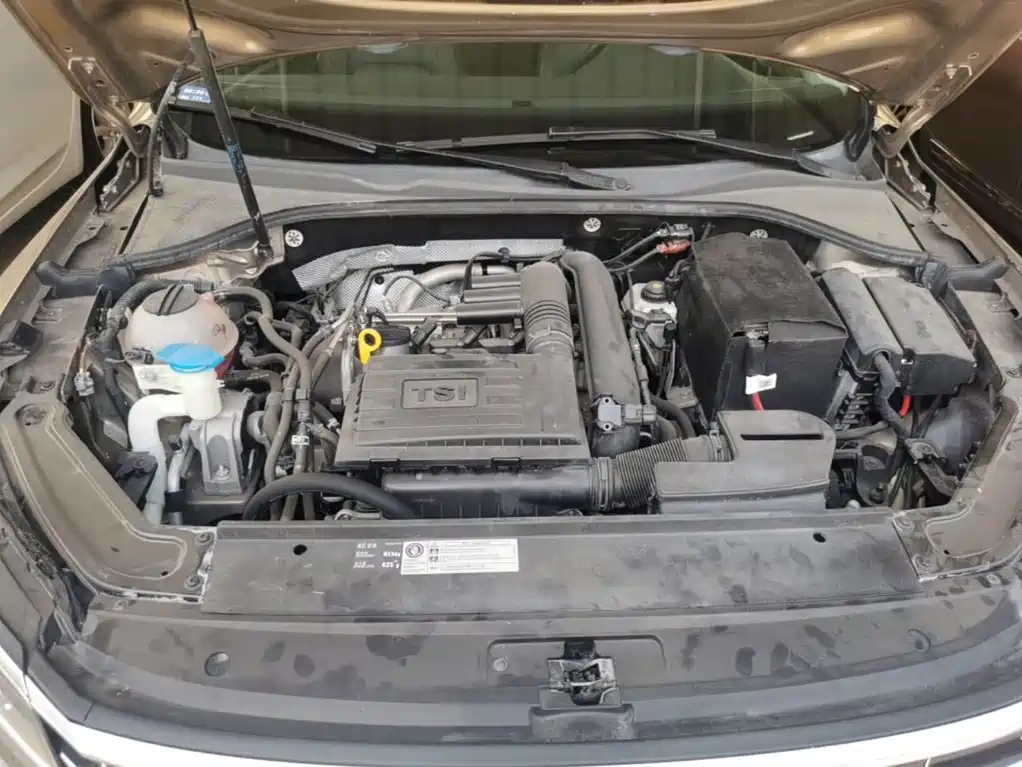 Фото 20 - Volkswagen Passat