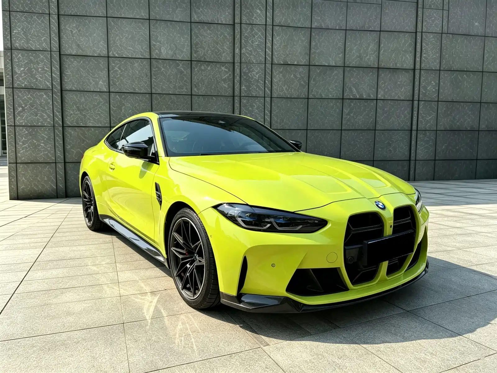 Photo 3 - BMW M4