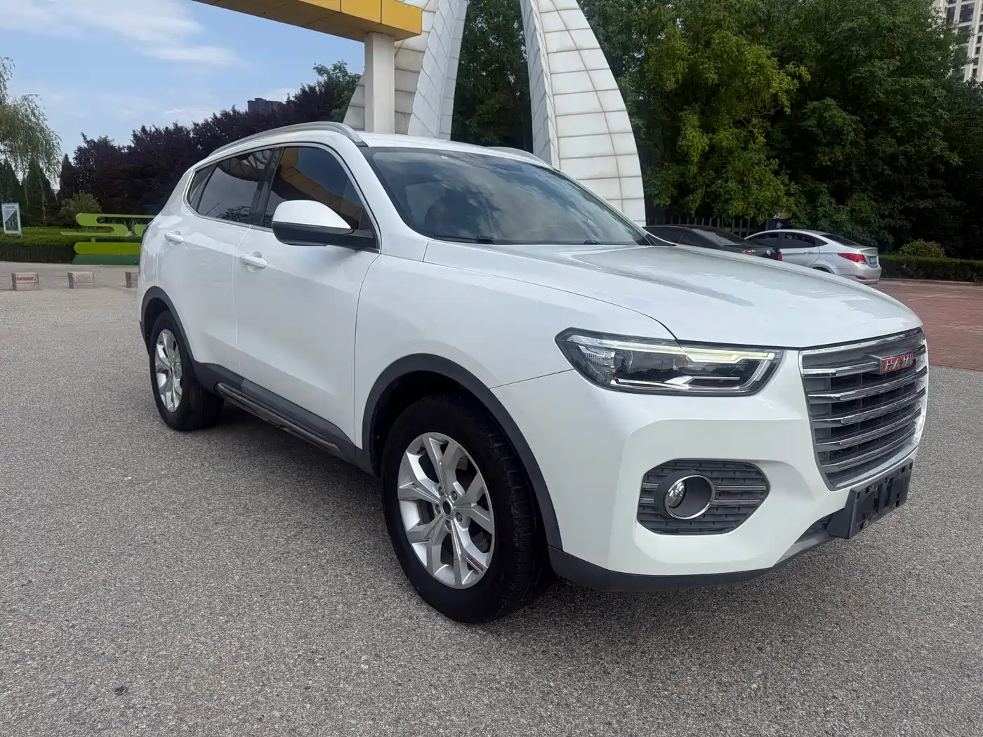 Photo 3 - Haval H6