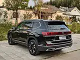 Photo 5 - Volkswagen Teramont