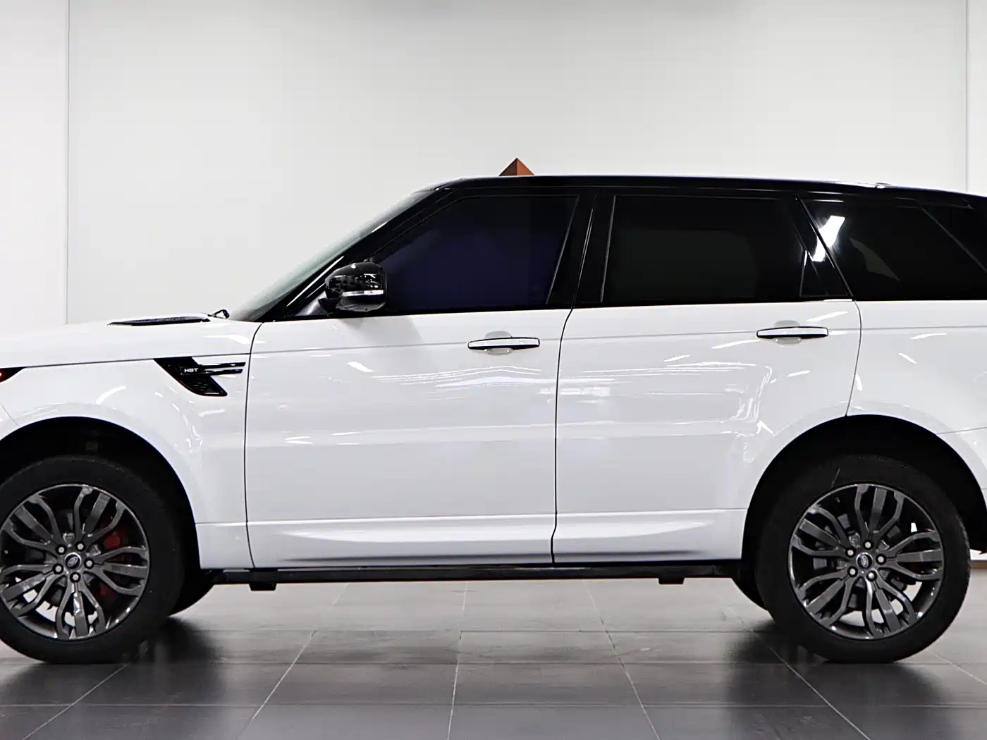 Land Rover Range Rover Sport 2016 3.0 SC V6 HST фото 7